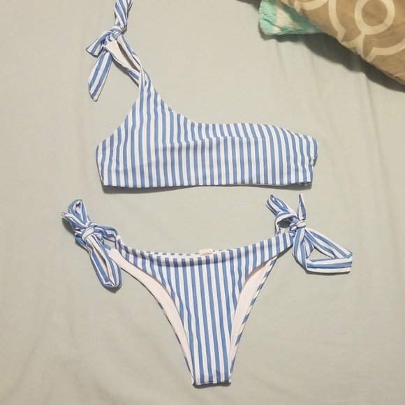 SHEIN Other - Blue and white striped bikini